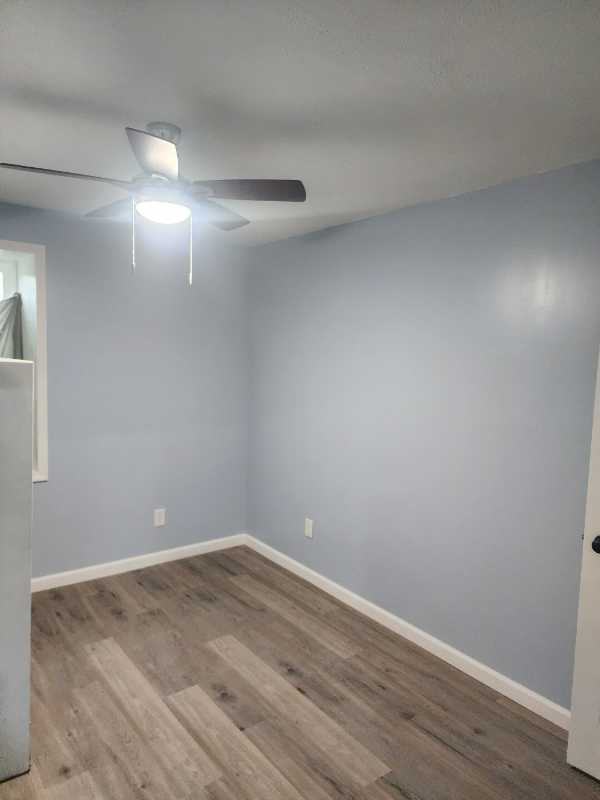 110 W Pearl St #4 - Photo 4 of 8