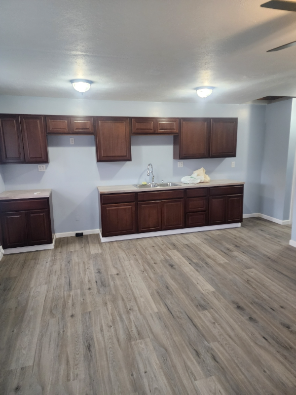 110 W Pearl St #4 - Photo 5 of 8