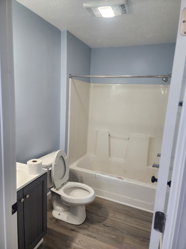 110 W Pearl St #4 - Photo 7 of 8