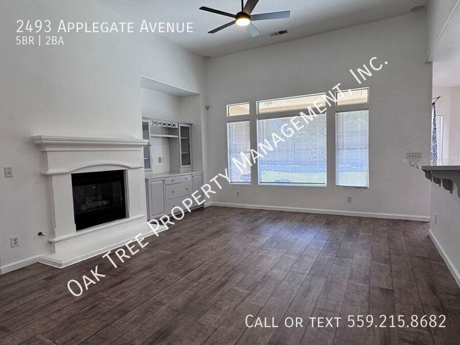 2493 Applegate Ave - Photo 2 of 18