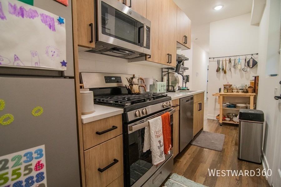 6201 N Glenwood Ave #1 - Photo 7 of 20