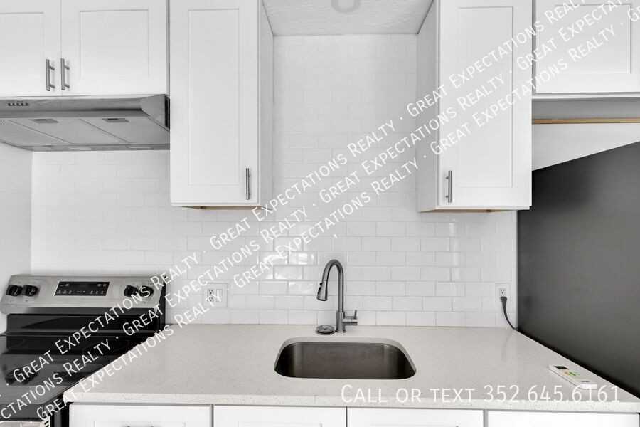 5926 Se Front Rd #B5 - Photo 5 of 15