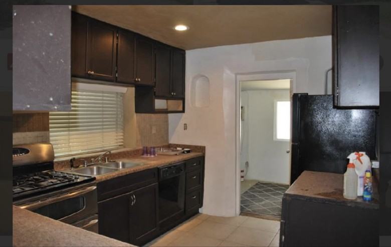 82481 Valencia Ave - Photo 3 of 15