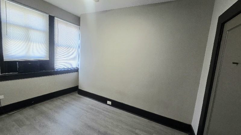 404 Saint Philip St #3E - Photo 4 of 8
