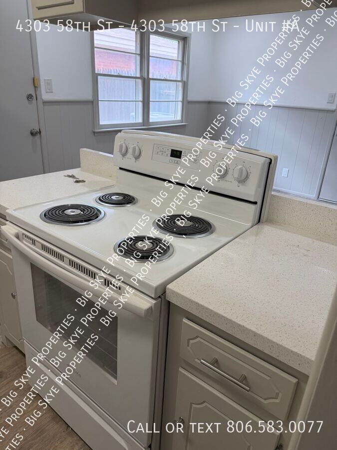 4303 58th St - 4303 58th St #A - Photo 4 of 14