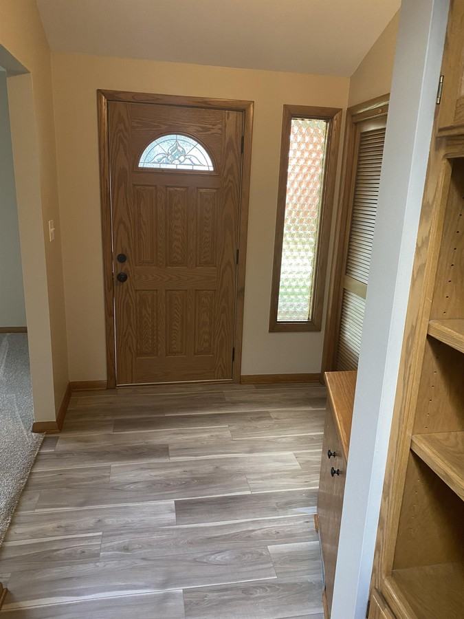 18105 Milwaukee Ave - Photo 4 of 29