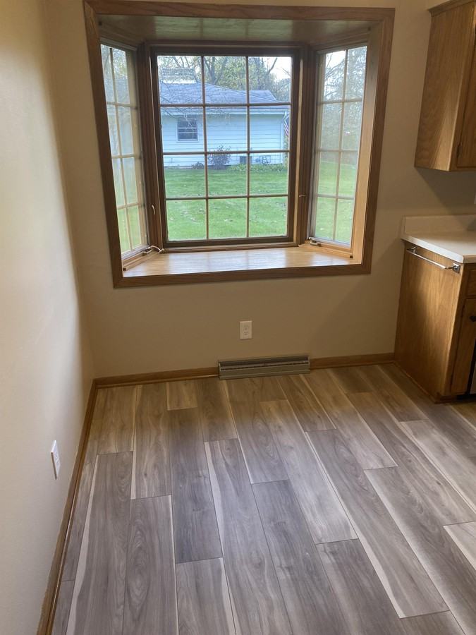 18105 Milwaukee Ave - Photo 6 of 29