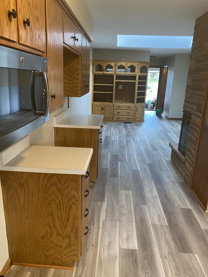 18105 Milwaukee Ave - Photo 7 of 29