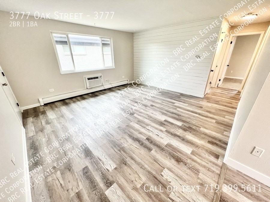 3777 Oak St #3777 - Photo 7 of 17