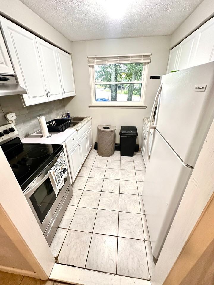 168 Woodland Dr #A - Photo 3 of 17