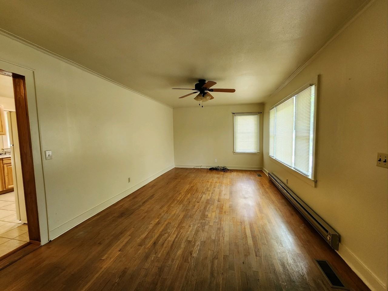 314 S 15th St #1 - Photo 5 of 7
