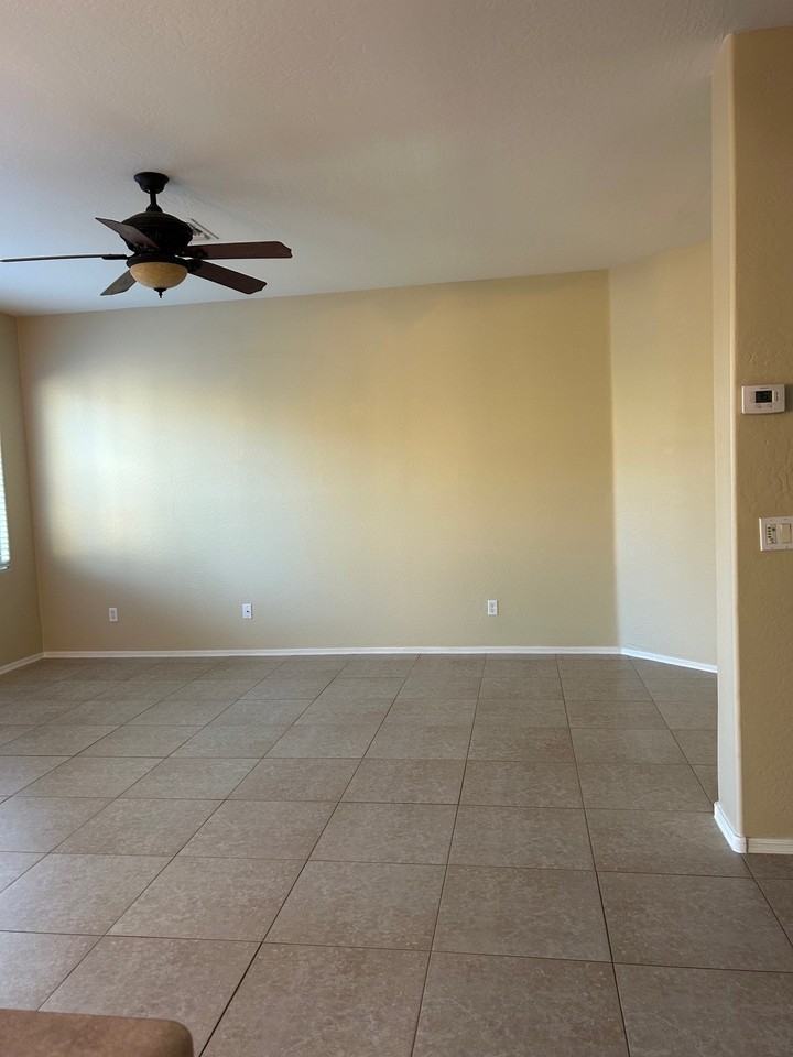 17923 W Port Au Prince Ln - Photo 6 of 19