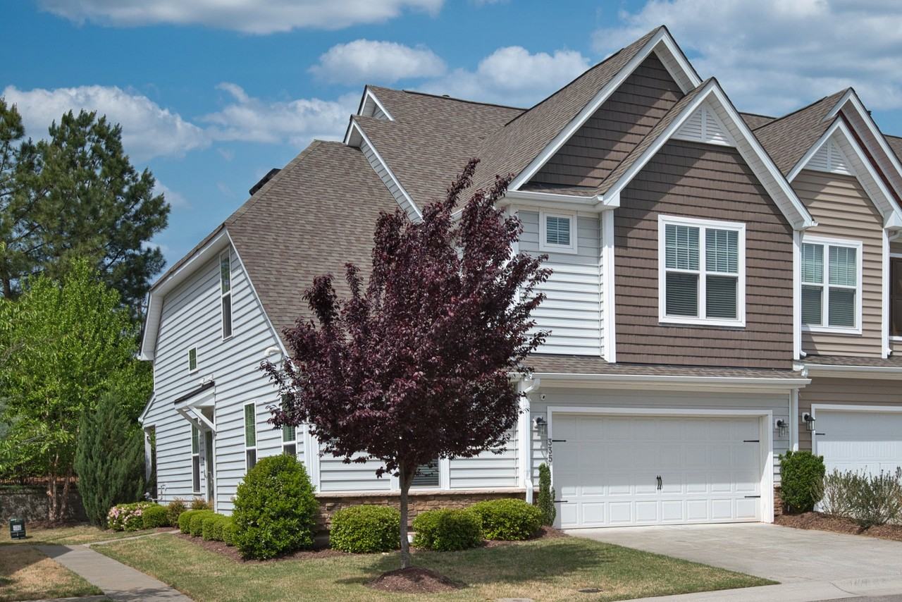 335 Acorn Hollow Pl - Photo 2 of 22