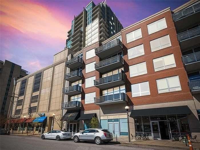 9 N Euclid Ave #408 - Photo 2 of 18