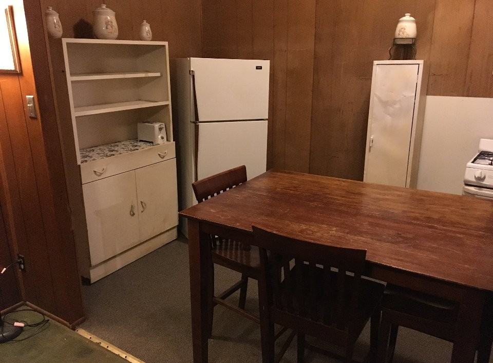 1528 W Florida St - Photo 2 of 8