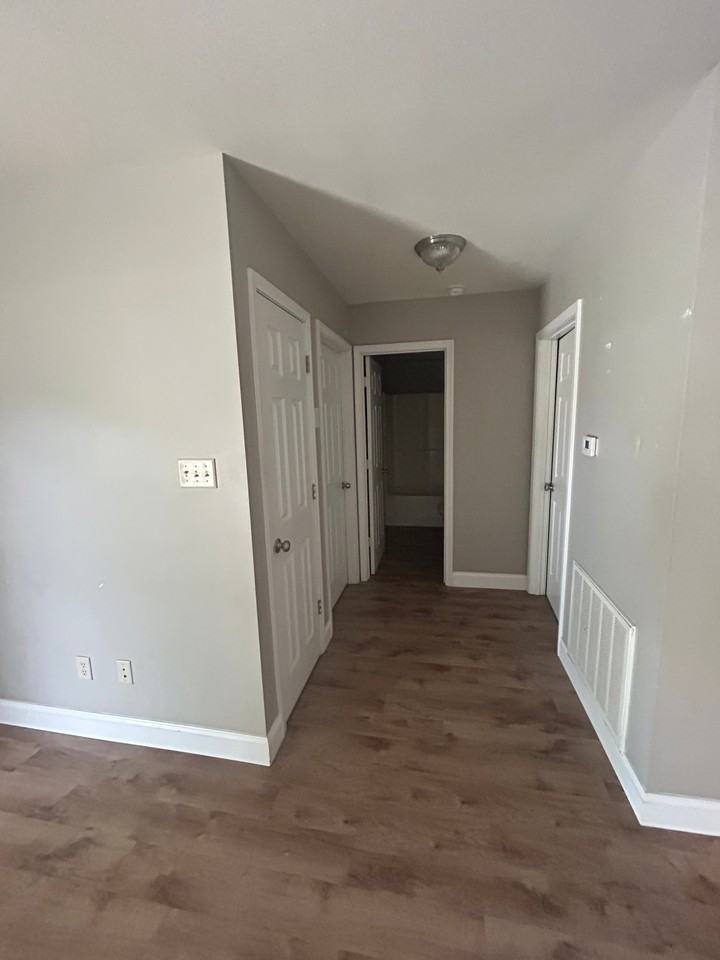 1603 N Rock St #1 - Photo 5 of 10