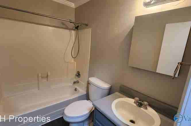 1325 Stevens Ave Ne #A - Photo 4 of 5