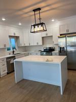 featured image of 951 N Oxford Ave