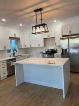 951 N Oxford Ave - Photo 1 of 1