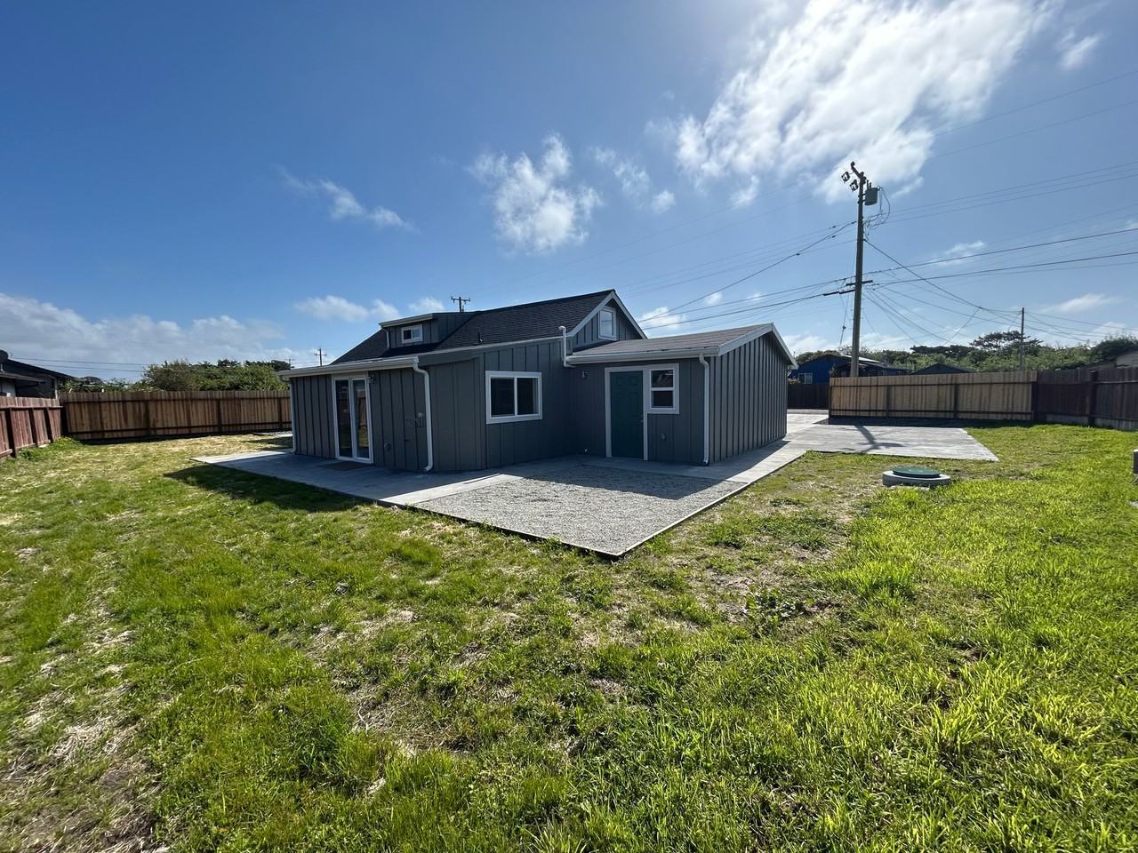 1916 Park St - Photo 2 of 17