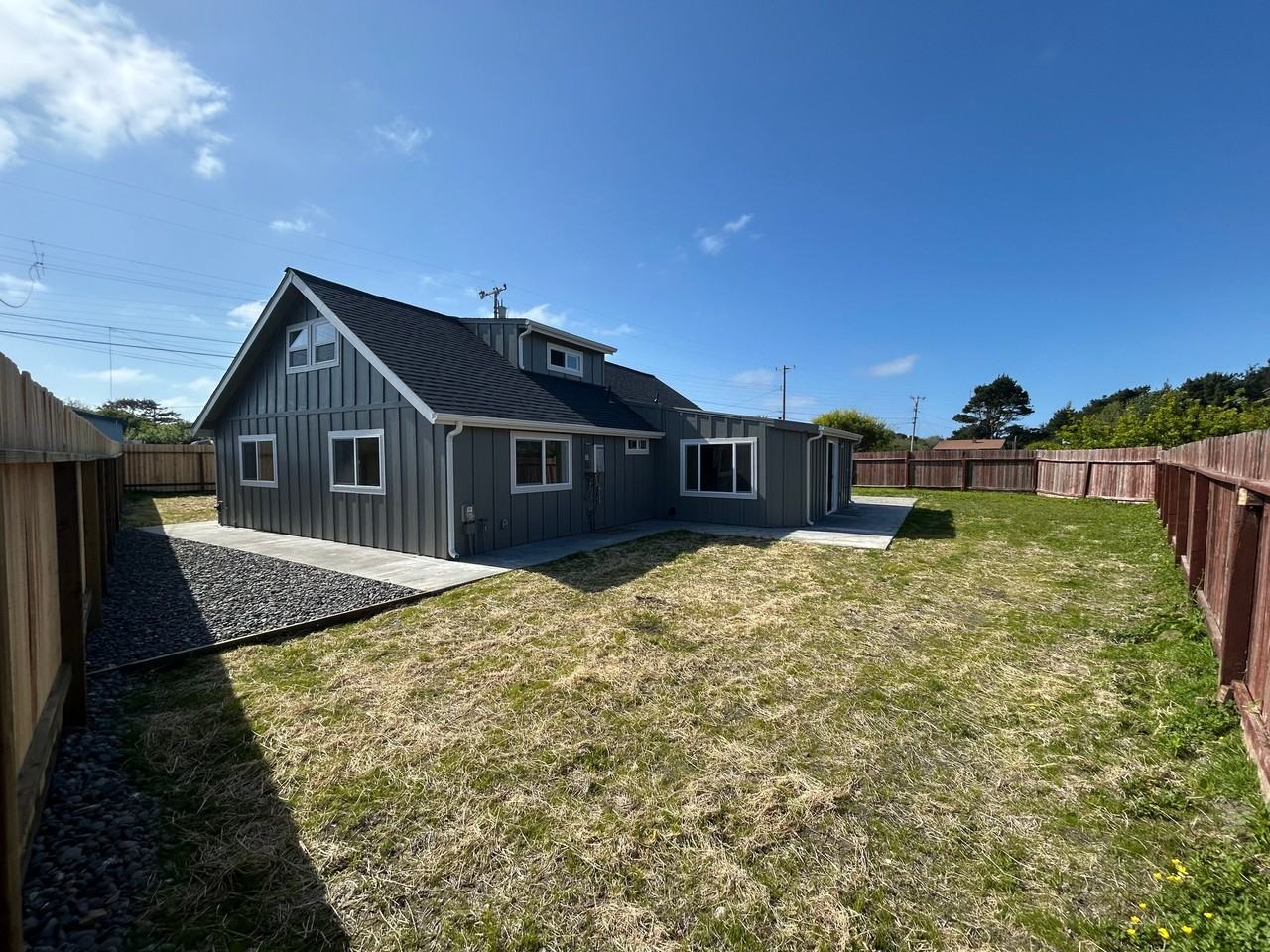 1916 Park St - Photo 3 of 17