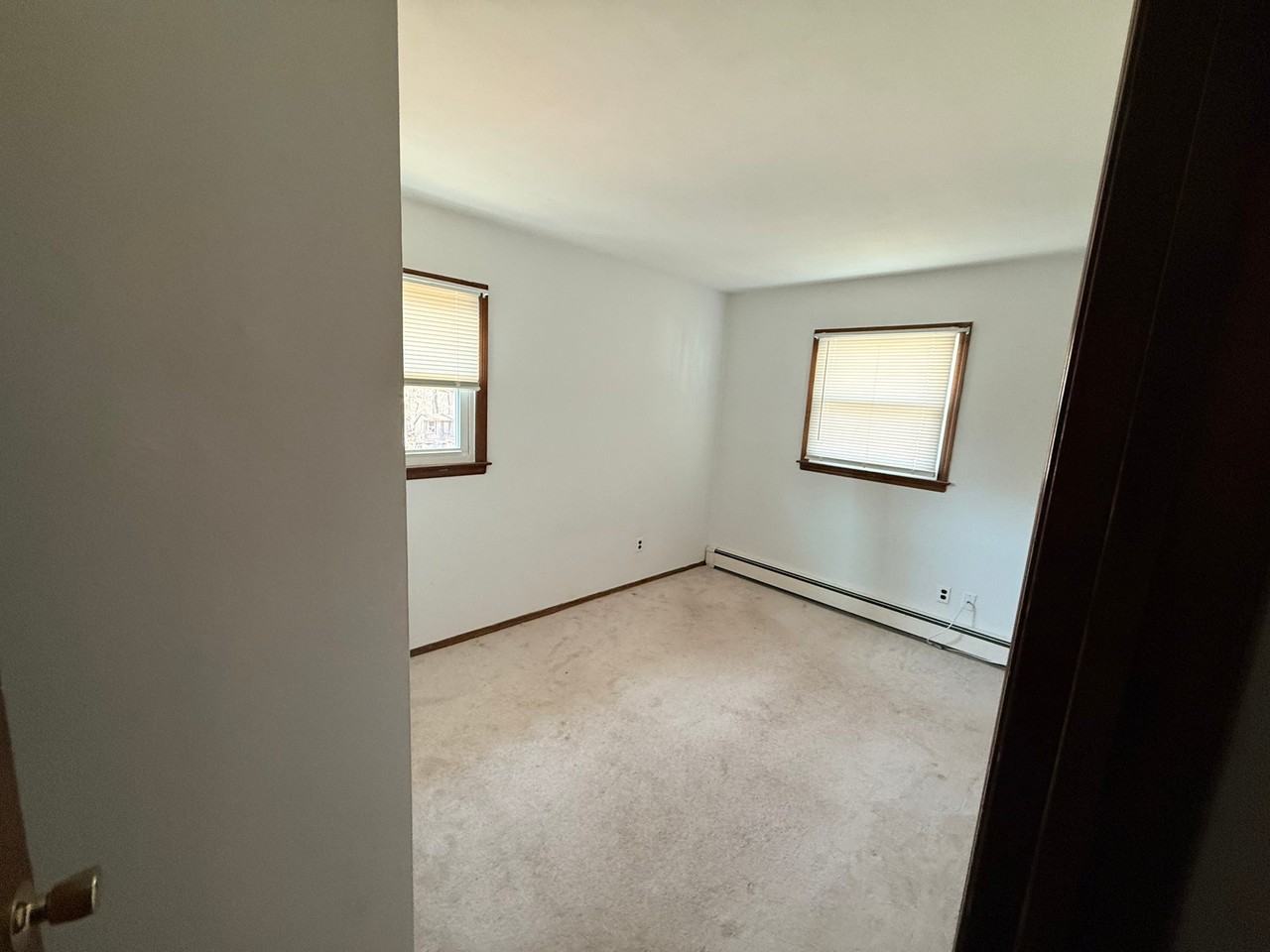 82 Frist Ave Kings Park - Photo 5 of 10