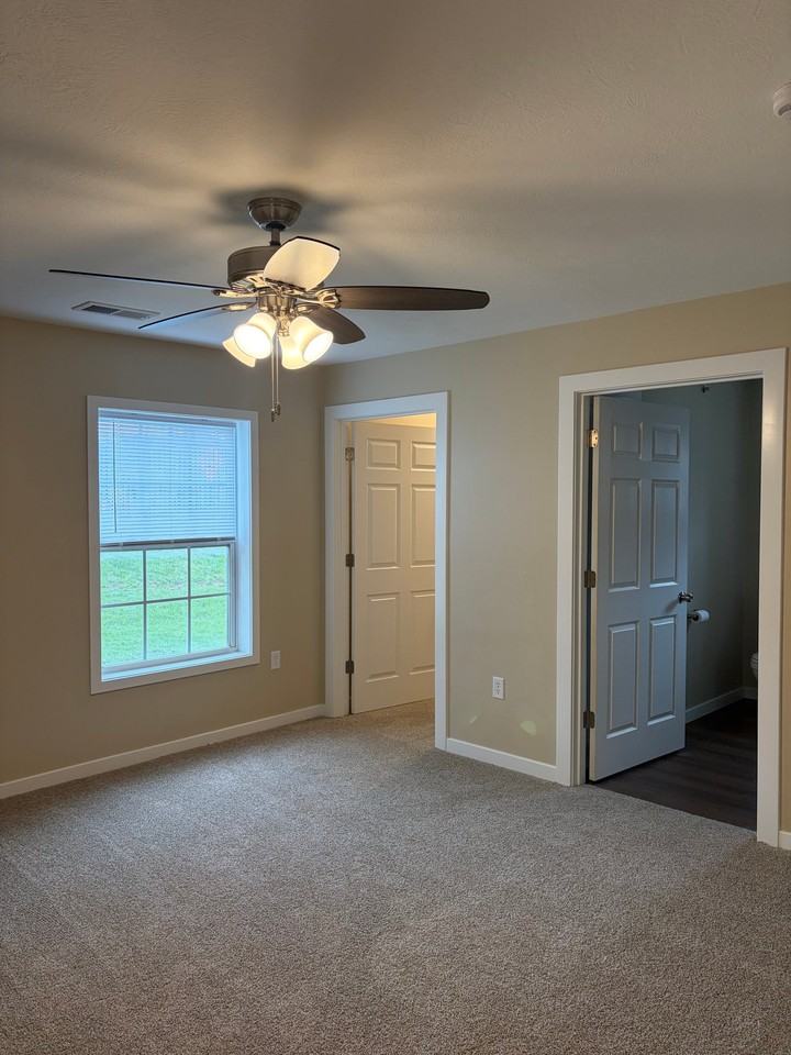 1365 S Scenic Ave #A101 - Photo 3 of 16