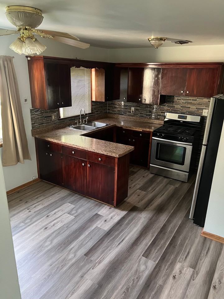 6654 W Constance Ave - Photo 2 of 16