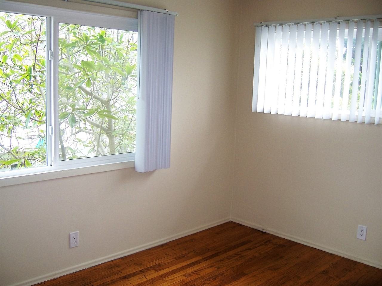 826-832 Felspar Street, San Diego, Ca. #830 - Photo 4 of 14