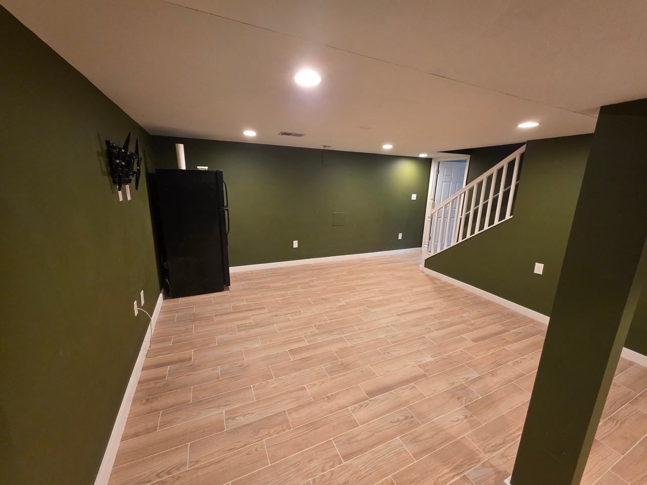 7509 Lenham Dr - Photo 3 of 10