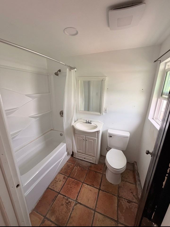 10614 Shellyfield Rd #2 - Photo 5 of 7