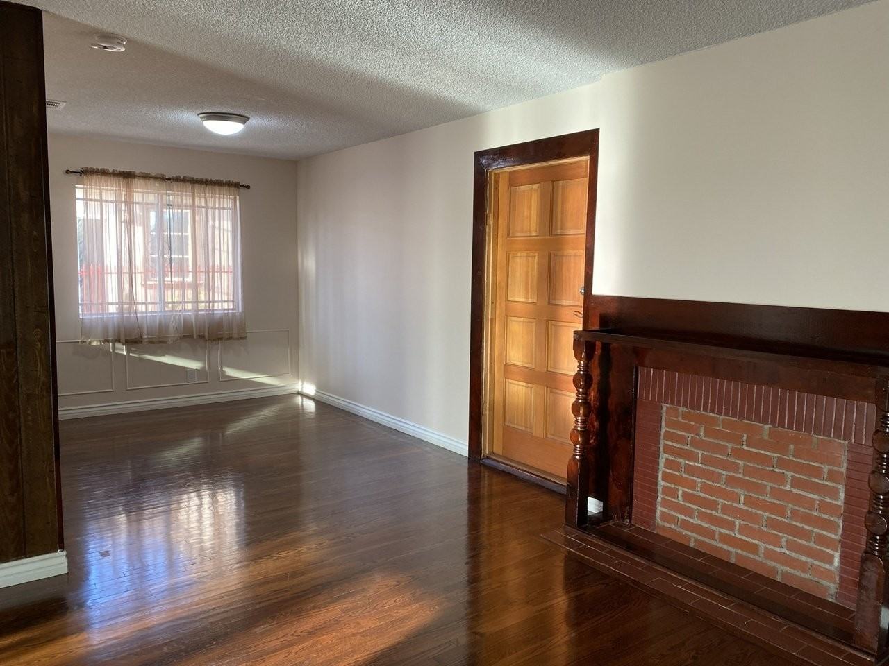 7810 Wilkinson Ave - Photo 5 of 12