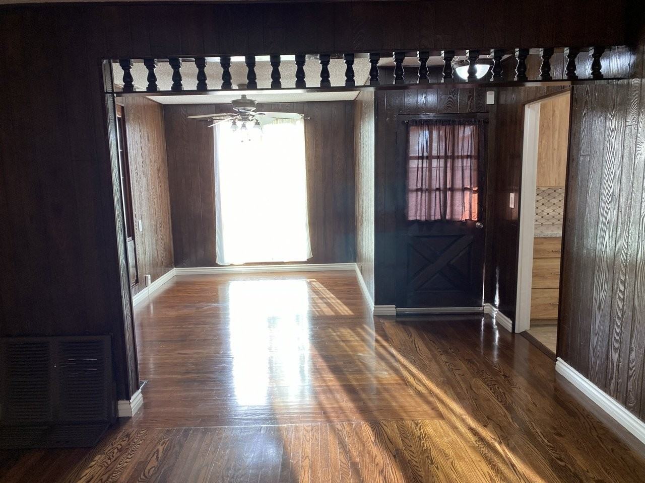 7810 Wilkinson Ave - Photo 6 of 12