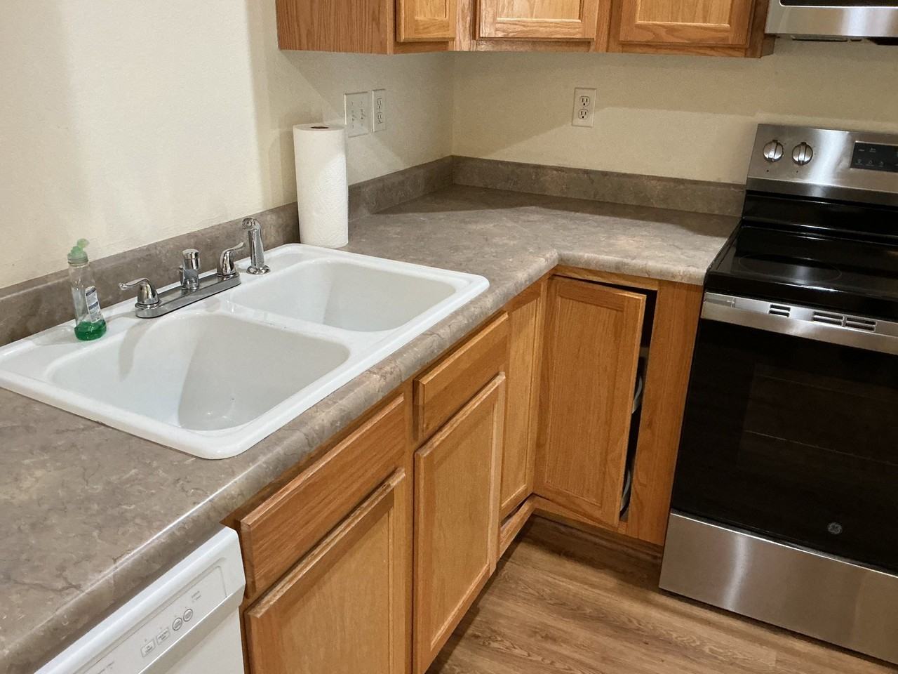 3330 Apple Blossom Way #4 - Photo 5 of 12