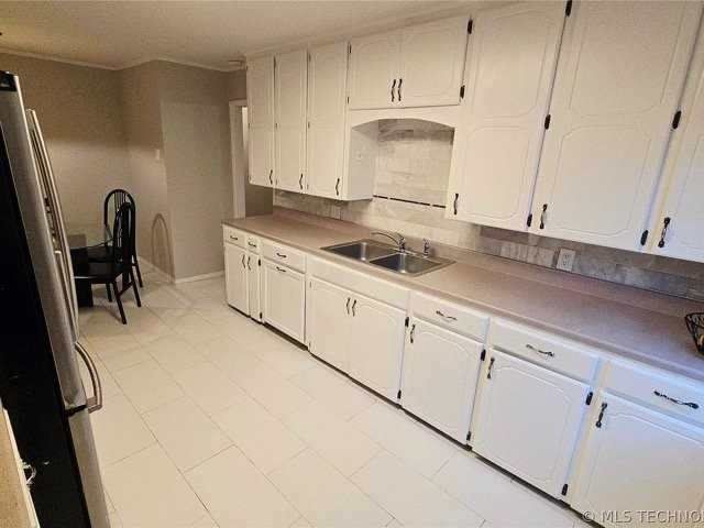 6715 E 27th Pl - Photo 4 of 7