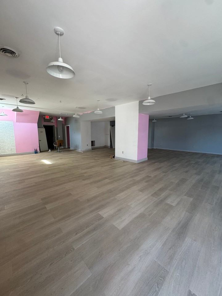 931 Arcade St - Photo 3 of 3