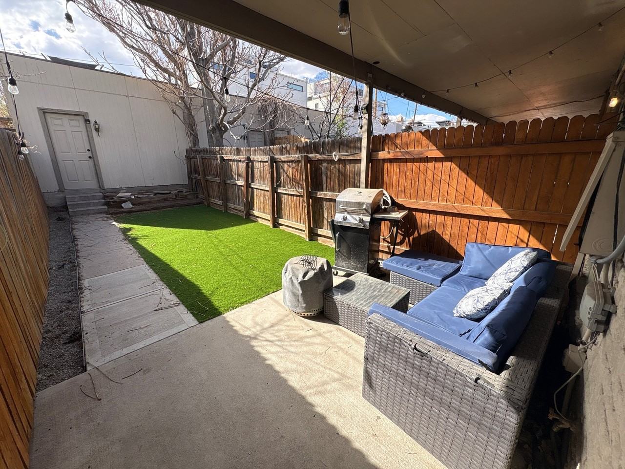 3437 Mariposa St - Photo 3 of 11
