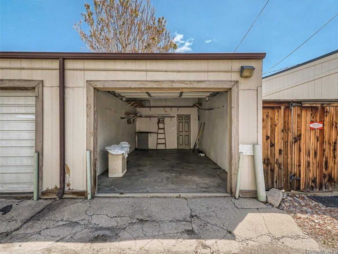 3437 Mariposa St - Photo 7 of 11