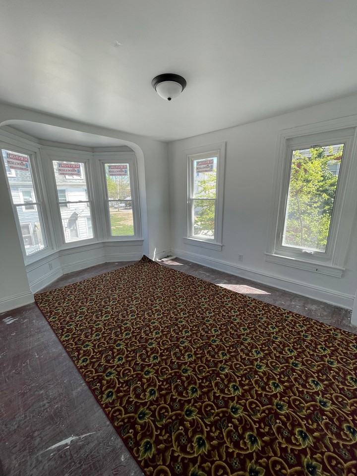 132 N West St - Photo 6 of 12