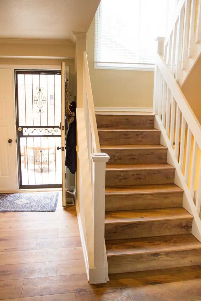 8365 E Radcliff Ave - Photo 7 of 20