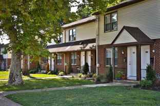 555 Naomi Ave #1A - Photo 1 of 1