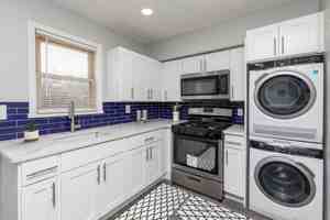 featured image of 555 Naomi Ave #1A
