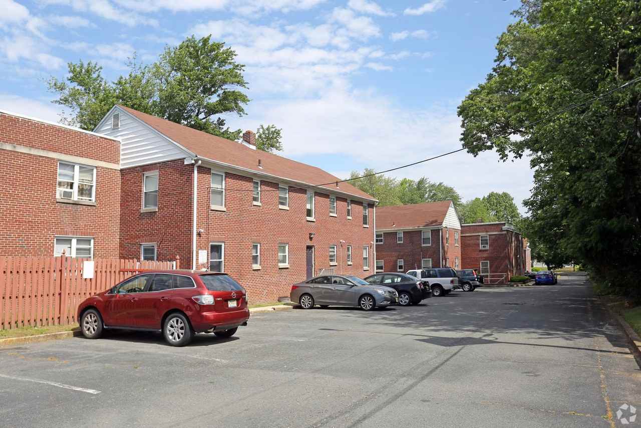 433 Myrtle Ave #1A - Photo 6 of 7