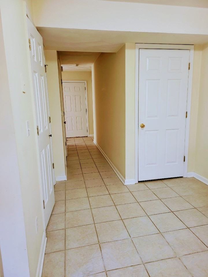 7 Republic Rd - Photo 6 of 12