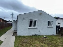 featured image of 427 E 98th St