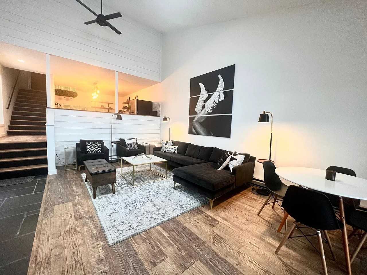 1952 Sun Crest Dr #1 - Photo 5 of 19