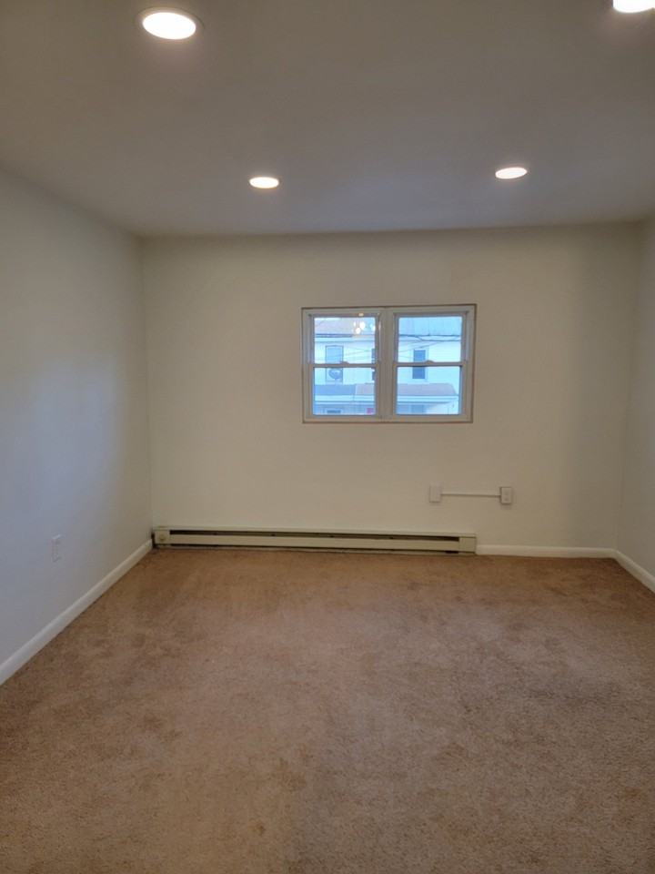 2339 Boas St #10 - Photo 3 of 5