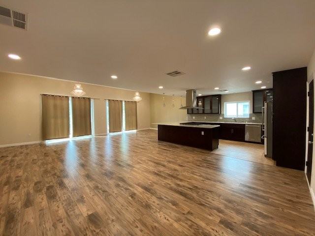 6657 Enfield Ave - Photo 2 of 19