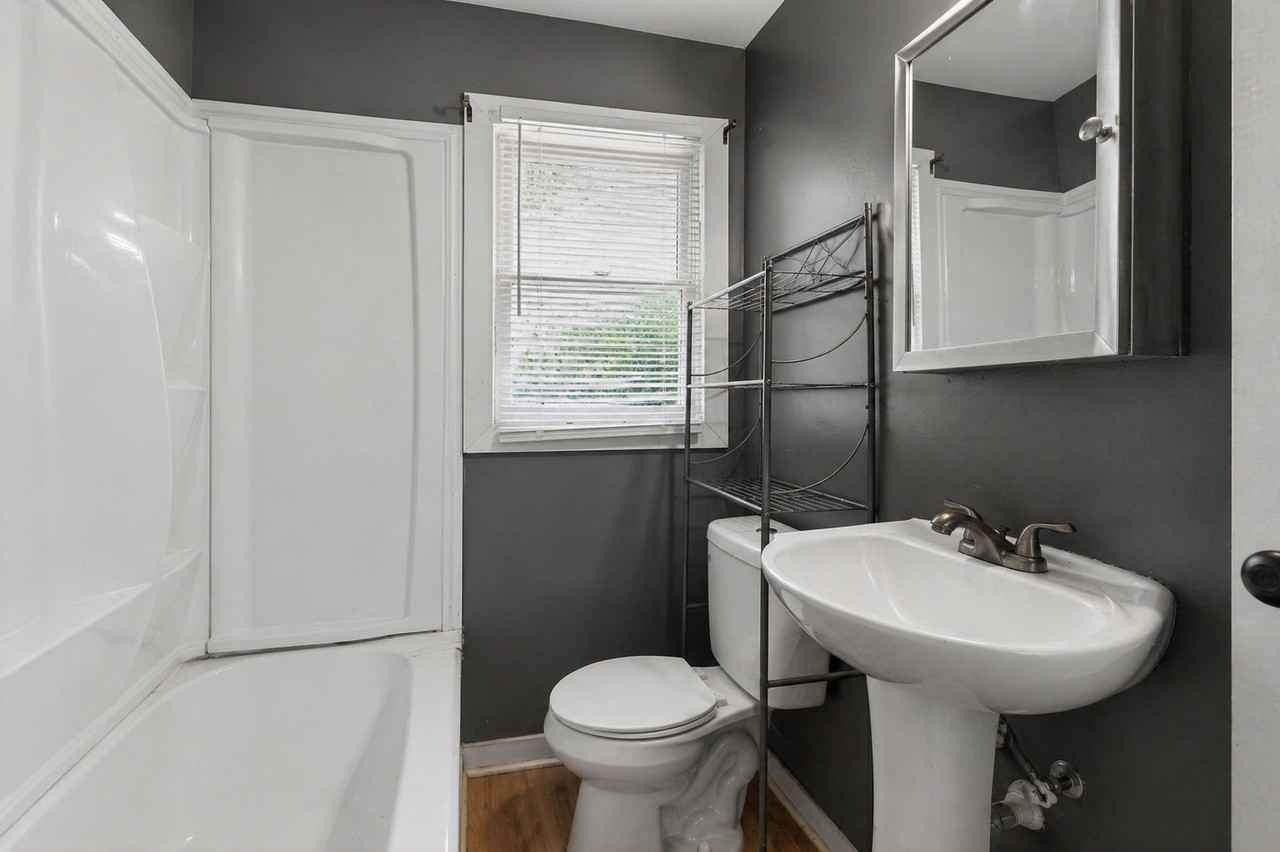 3008 Melbourne St #3 - Photo 3 of 9