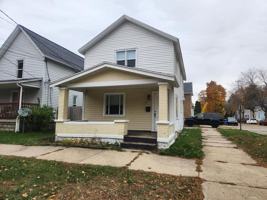 featured image of 200 Gold Ave Nw